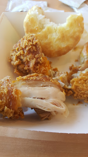 Chicken Restaurant «Popeyes Louisiana Kitchen», reviews and photos, 290 N Lobdell Hwy, Port Allen, LA 70767, USA