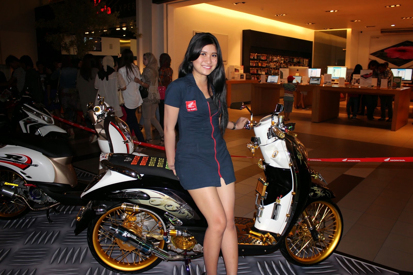 Foto Motor Drag Scoopy – Modifikasi Sepeda Motor
