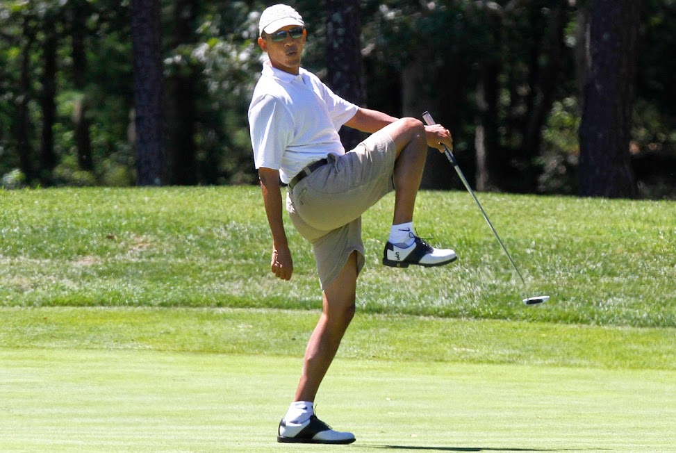 Obama golfs while Iraqis burn