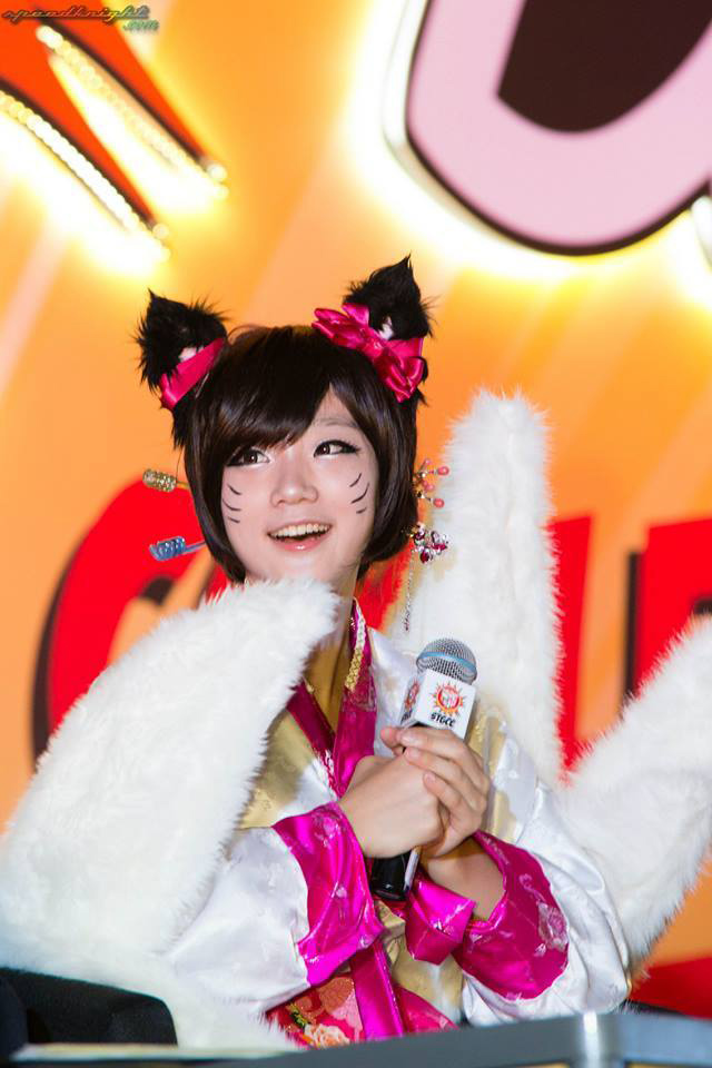 Miyuko khoe cosplay Ahri tại STGCC 2013 - Ảnh 8