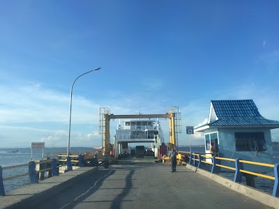 photo of Pelabuhan Penyebrangan Ferry Penajam - Balikpapan