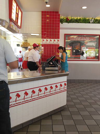 Hamburger Restaurant «In-N-Out Burger», reviews and photos, 26482 Towne Centre Dr, Foothill Ranch, CA 92610, USA