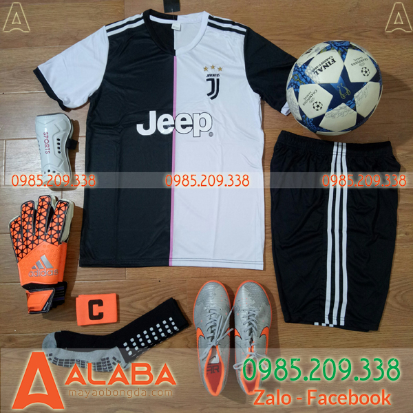 ao-juventus-2019-trang-den.jpg