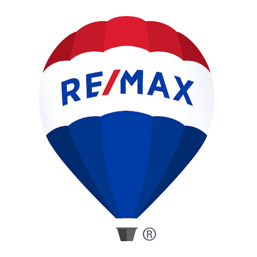 RE/MAX North of 60 Realty logo