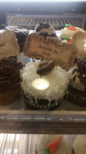 Coffee Shop «Queen City Cupcakes», reviews and photos, 62 W Main St, Patchogue, NY 11772, USA