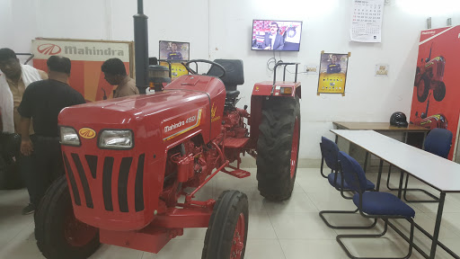 R. Lal And Company, R Lal Bhawan, Outer Circle Road, Jamshedpur, Jharkhand 831001, India, Tractor_Repair_Shop, state JH