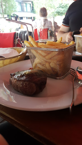 Steakhaus & Pizzeria Angus