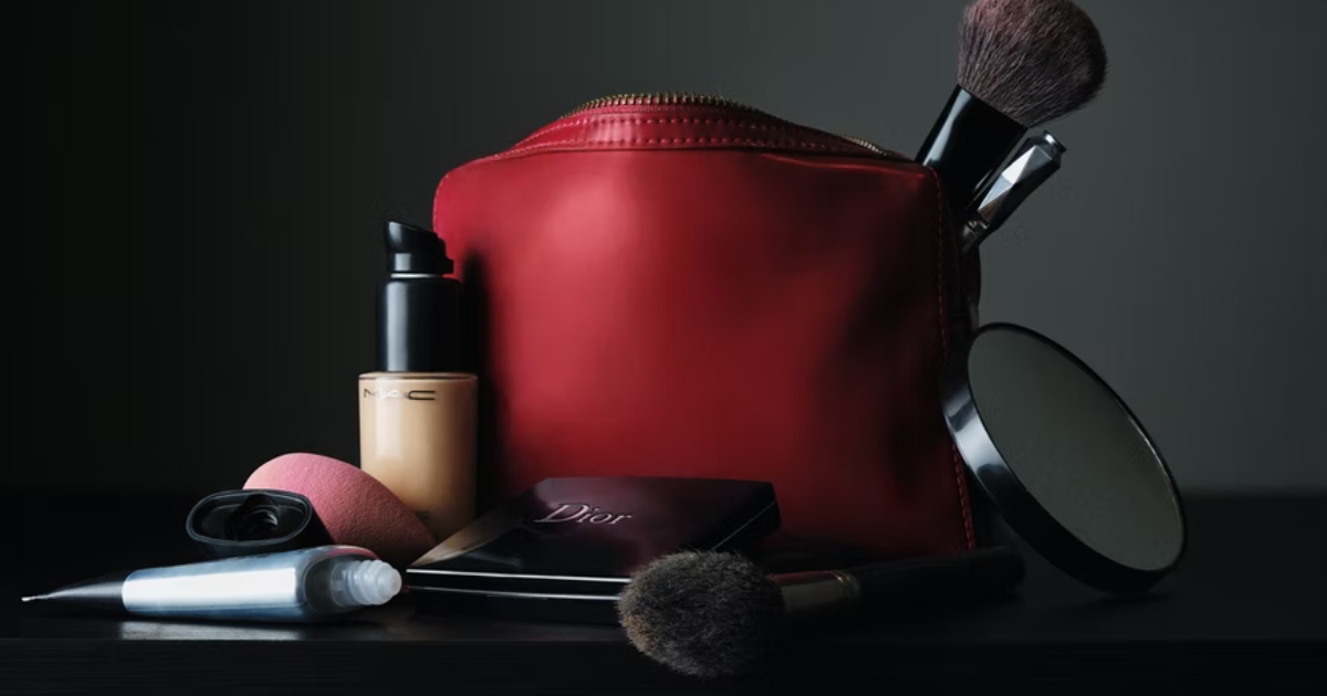 makeup bag gift