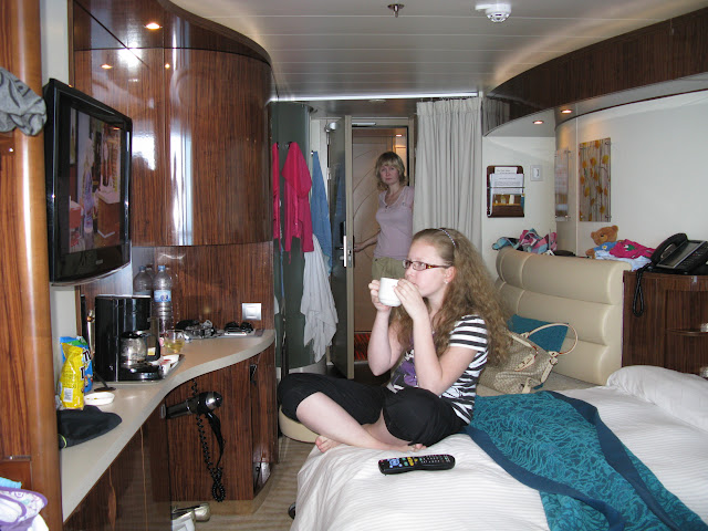 Наш первый морской круиз. Norwegian Epic. 5-12 июня 2011