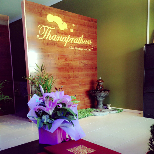 Thanaprathan Thai Massage & Spa
