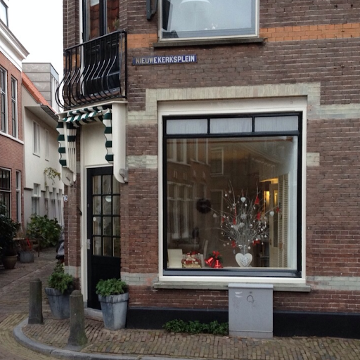 Ah Mui Tse's Health and Beauty House, Pedicure in Haarlem logo