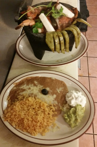 Mexican Restaurant «Mi Casita», reviews and photos, 621 Center St, Taft, CA 93268, USA