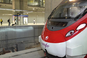 RENFE-Cercanías llega al aeropuerto T4 con la nueva línea C1 RENFE-Cercanías llega al aeropuerto T4 con la nueva línea C1