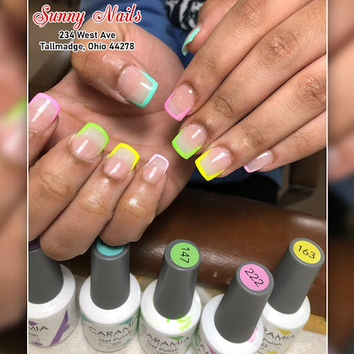 Sunny Nails