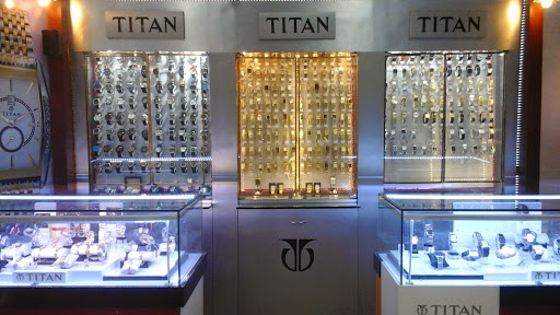 Titan - Time Art Titan Show Room, Icon, No. 70, 19th Main Road, 1st Block, West of Chord Road 2nd Stage, Rajaji Nagar, Bengaluru, Karnataka 560010, India, Watch_shop, state KA