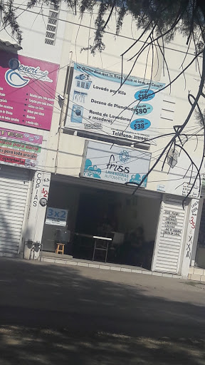 Friss Lavanderías Automáticas, Blvd. Delta 923-A, Agua Azul, 37297 León, Gto., México, Servicio de lavandería | GTO