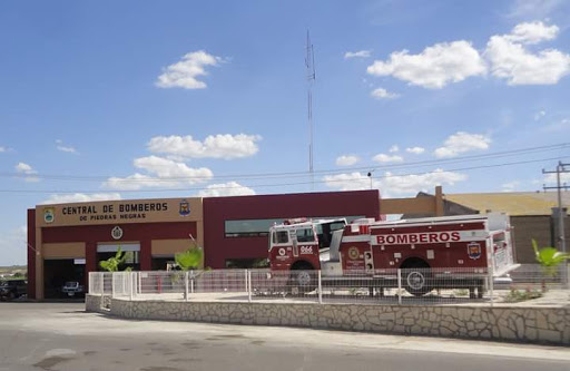 Cuerpo de Bomberos de Piedras Negras, Lib. Fausto Martinez 502, Río Escondido, Piedras Negras, Coah., México, Parque de bomberos | COAH