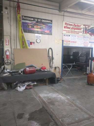 Auto Repair Shop «Tri-City Collision & Auto Repair Service», reviews and photos, 126-19 20th Ave, College Point, NY 11356, USA