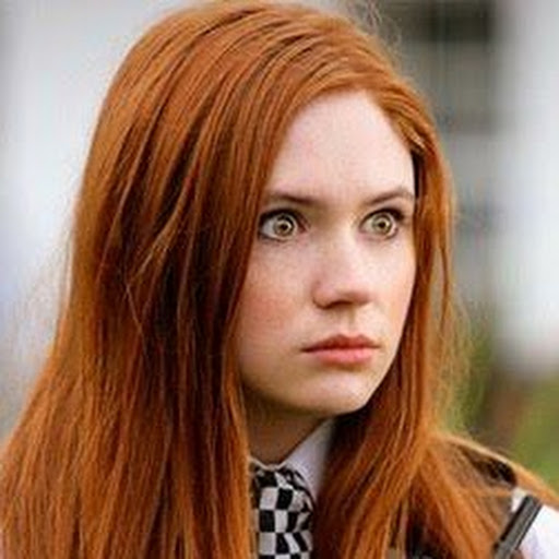 Amy Pond Outfits: Outfit from 'The Time Of Angels' and 'Flesh and Stone'
