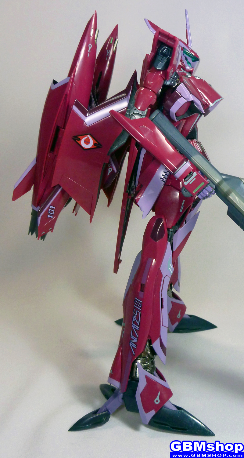 Macross Frontier VF-27 Lucifer Renewal Version Battroid Mode