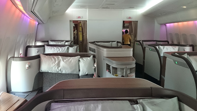 DSC 2865 - REVIEW - Cathay Pacific : First Class - Hong Kong to Tokyo (B747)