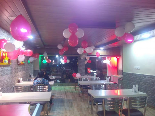 Crazy Bites, Opposite old bus stand solan, Mall Rd, Solan, Himachal Pradesh 173212, India, Indian_Restaurant, state HP