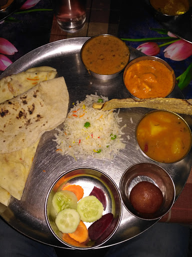 Anand Pure Veg.Restaurant, G.C. Mitra Road, Pathak Bari, Asansol, West Bengal 713301, India, Diner, state WB