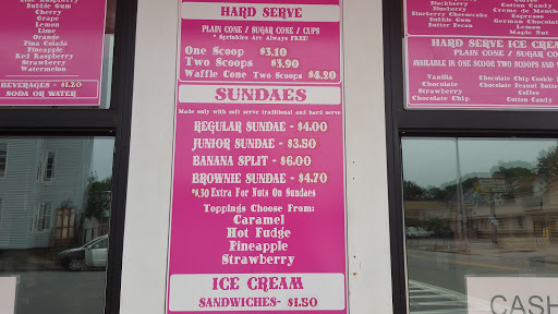 Ice Cream Shop «Cool Licks Ice Cream & Frozen Yogurt», reviews and photos, 325 Pleasant St, Worcester, MA 01609, USA