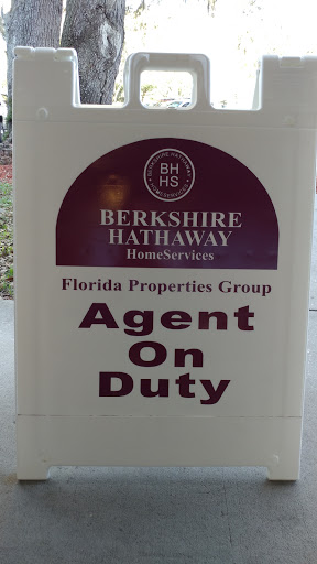Real Estate Agency «Berkshire Hathaway Home Services Florida Properties Group - Brandon Office», reviews and photos, 3228 Lithia Pinecrest Rd, Valrico, FL 33594, USA