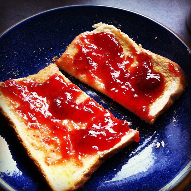 jam on toast -- in my bella. | Phil Campbell | Flickr