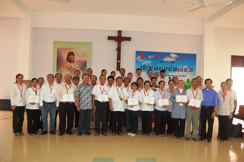 Caritas Việt Nam Bế mạc khóa Tập Huấn Viết Dự Án và Lập Kế Hoạch Dự Án