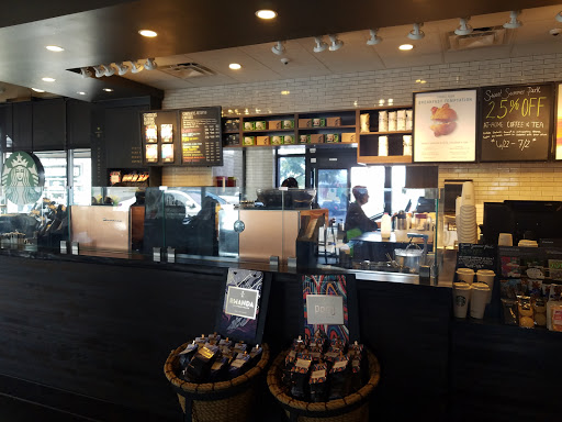 Coffee Shop «Starbucks», reviews and photos, 27835 Orchard Lake Rd, Farmington Hills, MI 48334, USA