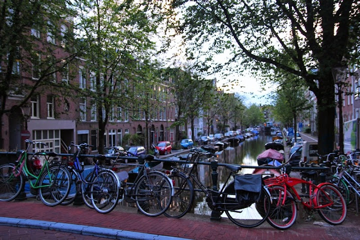 Canals and Bikes in the Netherlands