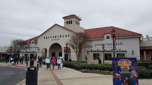 Outlet Store «Pottery Barn Outlet», reviews and photos, 3939 I-35 #920, San Marcos, TX 78666, USA