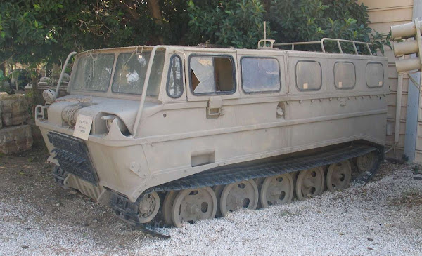 M116-Husky-batey-haosef-1.jpg