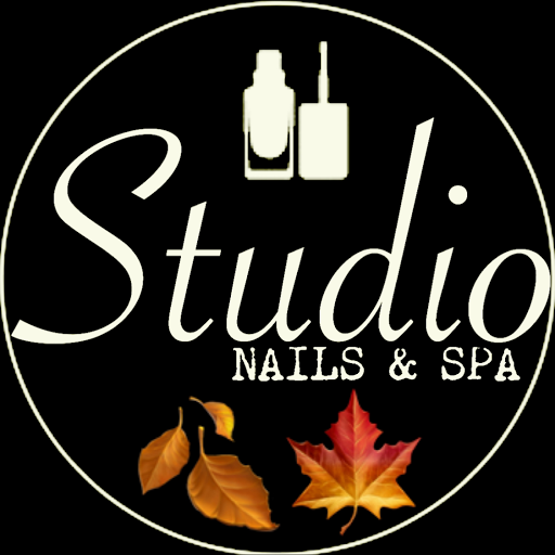 Studio Nails and Spa logo