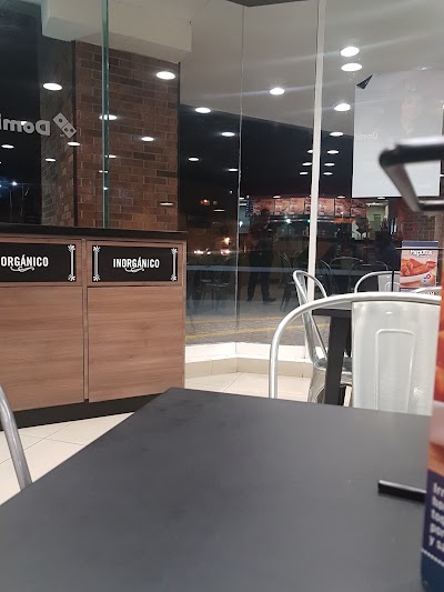 Photos of DOMINO'S PIPILA