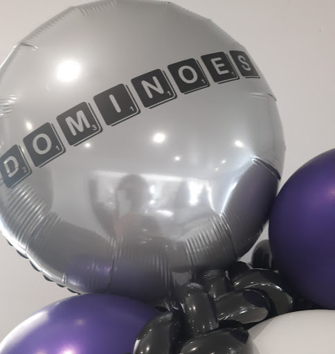 Dominoes Hair Design logo