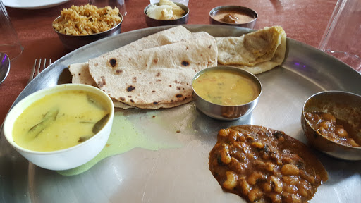 Lotus Grand Multi Cuisine Restaurant, Plot No. 2, Khamla Rd, Near Orange City Hospital, Khamal Square, Sawarkar Nagar, Khamlay, Nagpur, Maharashtra 440015, India, South_Indian_Restaurant, state MH