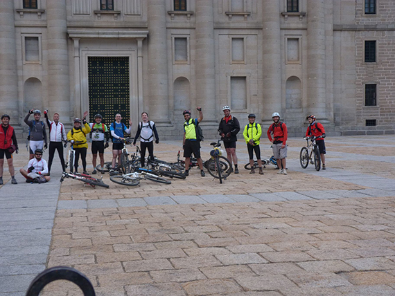 Unas fotos de nuestra ruta de Ávila a El Escorial - Junio 2013