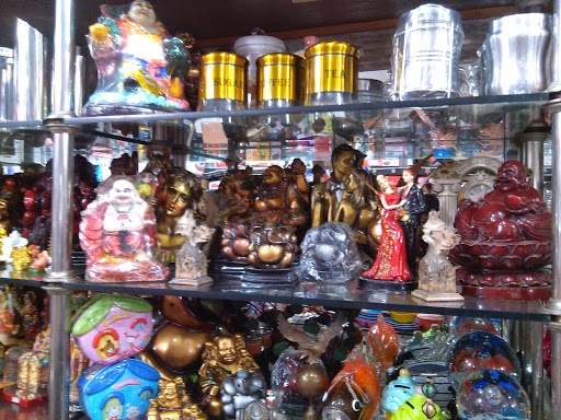 Aar Kay Crockery & Gift Shoppe, Shop No. 2A, 3A, 4A, Ground Floor, Central Market, Masoodpur Road, Masudpur Village, Sector B, Vasant Kunj, New Delhi, Delhi 110070, India, Souvenir_Shop, state UP