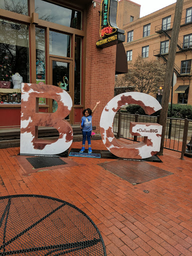 702 Ross Ave, Dallas, TX 75202, USA
