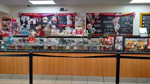 Ice Cream Shop «Cold Stone Creamery», reviews and photos, 3900 Medina Rd G, Akron, OH 44333, USA