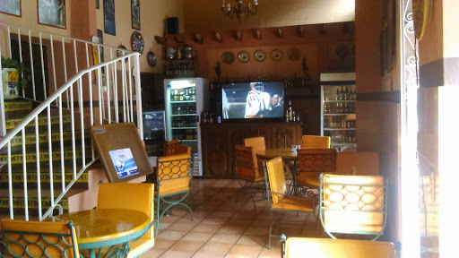 Restaurante Villalpando, Calle 5 de Mayo 14A, Centro, 36100 Silao, Gto., México, Restaurantes o cafeterías | GTO