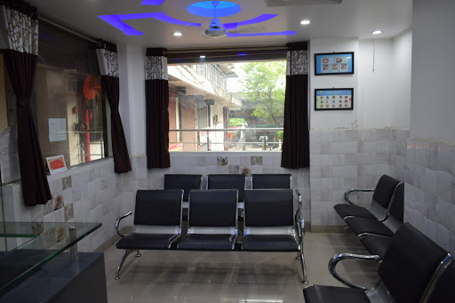 Kozmo Dental Care, Motijheel Road, Near Smriti Plaza, Muzaffarpur, Bihar 842001, India, Dental_Clinic, state BR