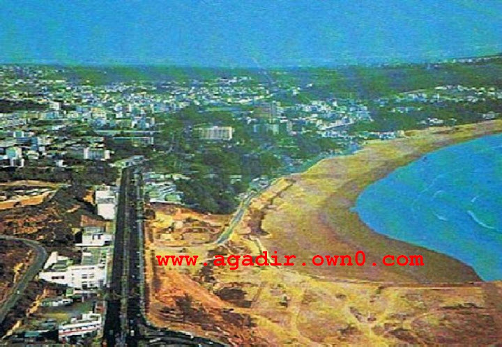 شاطئ اكادير قبل وبعد الزلزال سنة 1960 Fdgsbb