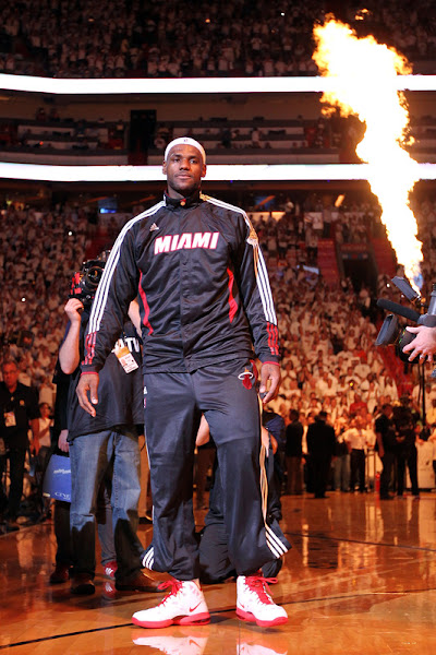 Big Three Strong In Opener LeBron James Gets First Finals Win