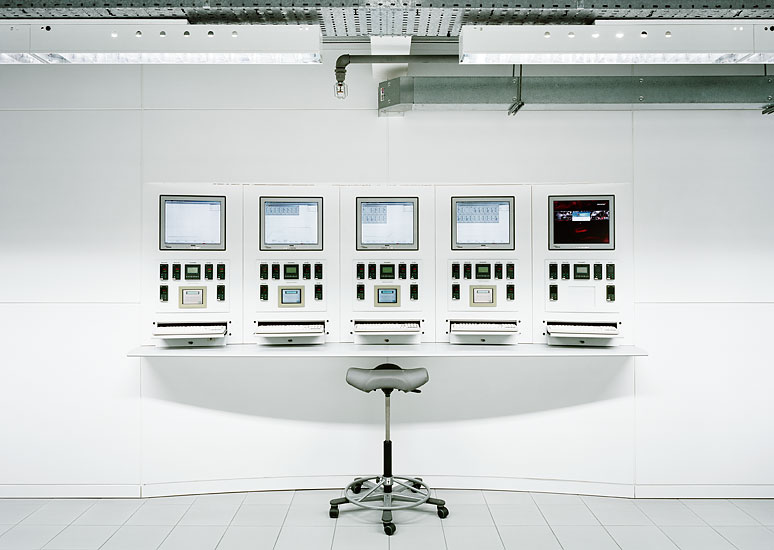 McLaren Technology Centre by Greg White