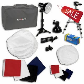 Fotodiox Pro, Deluxe 1000 Photo Studio in Box Kit in a Carrying Case, with 30x30 and 12x12 Tent, 2x table top light, 2x 30w 5400K bulb, 1x table top tripod, and 1x Smart Phone Adapter for Apple Iphone 3, 3G, 4, 4s, 5, and Samsung Galaxy S2, S3 and more