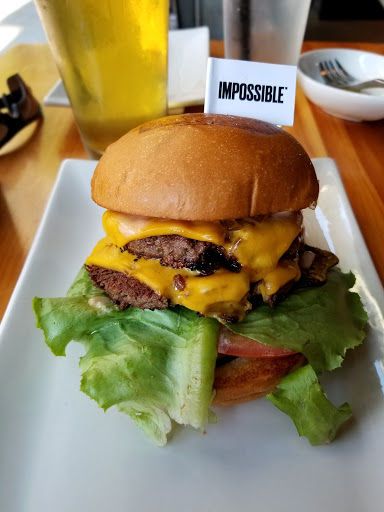 Hamburger Restaurant «Umami Burger Oakland», reviews and photos, 2100 Franklin St, Oakland, CA 94612, USA